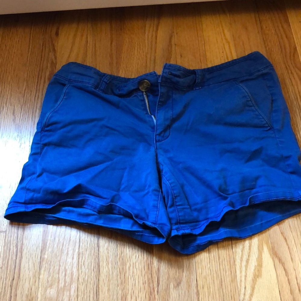 American Eagle Midi stretch shorts